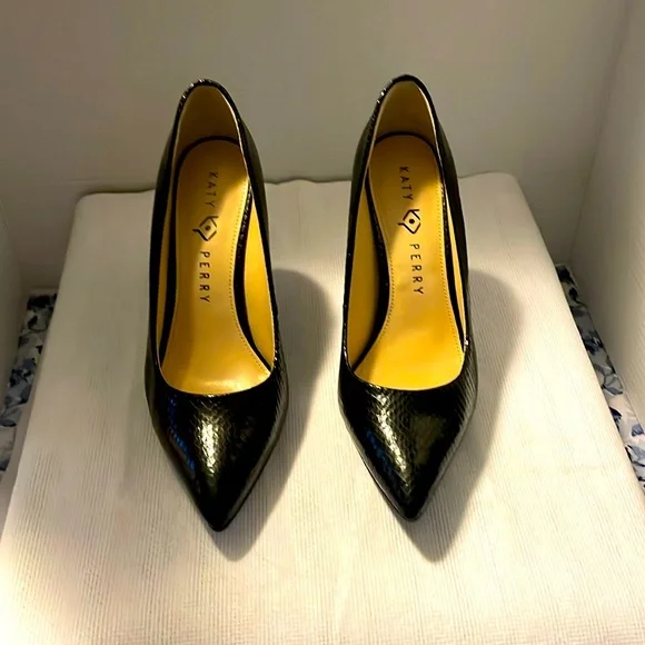 Katy Perry Collections | Shoes | Katy Perry The Sissy Black Leather Pumps  Size 8m | Poshmark